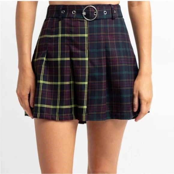 Almost Famous Y2K Black Yellow Red Plaid Pleated Preppy Academia Skirt Women’s L - Picture 2 of 11